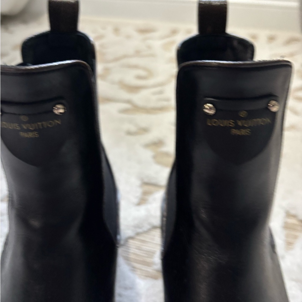 Women’s boots - Picture 8 of 16